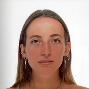 Nina R.