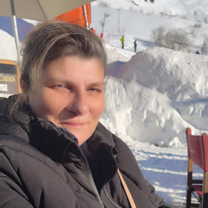 Christine P. (Esvres Services)