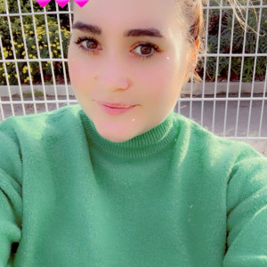 Ella R.