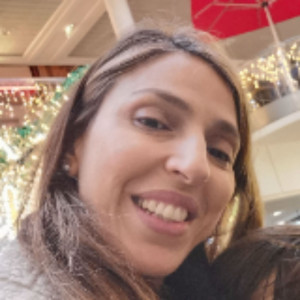 Naziha H. (Hamek Naziha)