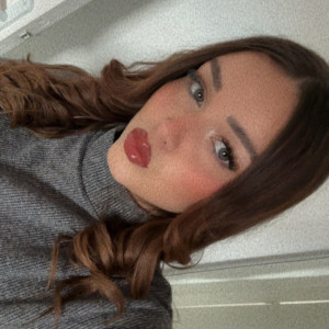 Cloe S.