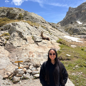 María D.
