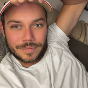 Adrien C. (Adri&Services)