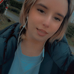 Lisa B.
