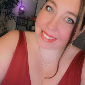 Elodie D. (Home services)