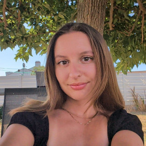 Elora P.