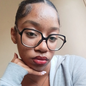 Johanne M. (coiffeuse débutante)