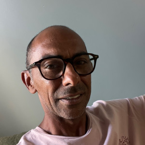 Laurent L.