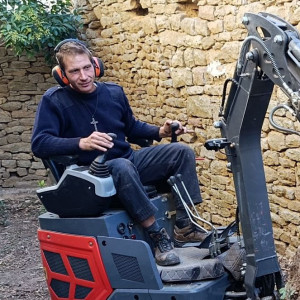 Misha D. (MONSIEUR MISHA DEMIDJUK)