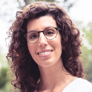 Angelina L. (Angelina Esthetique)
