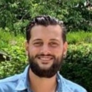 Cyril C. (Cyril Sur L'île)