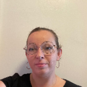 Evelyne D. (Good services)