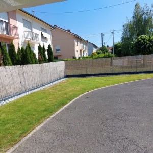 Justin S. (Justin services)