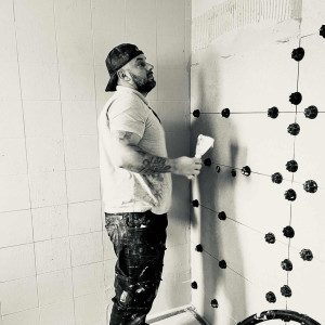 Jonathan S. (multi services)