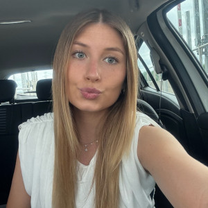 Marina B.