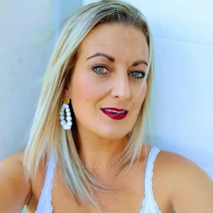 Emma M M.