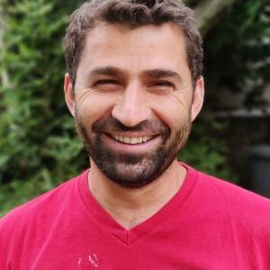 Gentjan P. (Pose GENT)