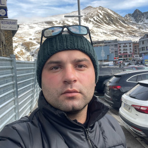 Ioseb B. (Georgie pro renovation l’int...