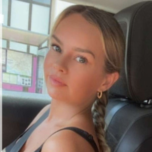 Erika F. (Fée du propre)