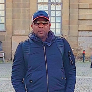 Joël J.
