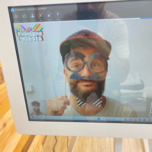 David R. (David ROBIN)