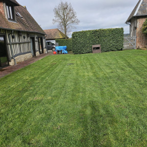 Ludovic L. (LL Services)