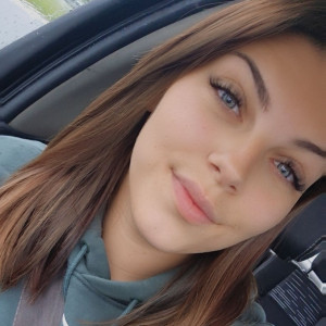 Noemie M.