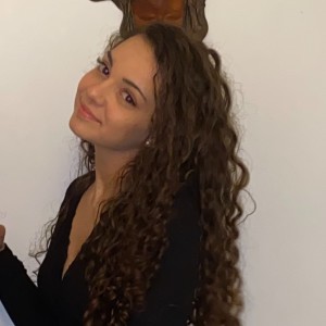 Emelyne D.