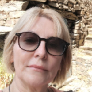 Mari P.