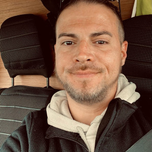 Florian G. (Di Versi Services)