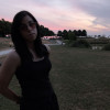 Farrah S.