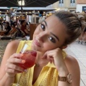 Célia R.
