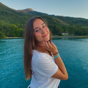 Emma B.