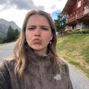 Léony M.