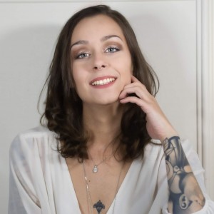 Eva D.