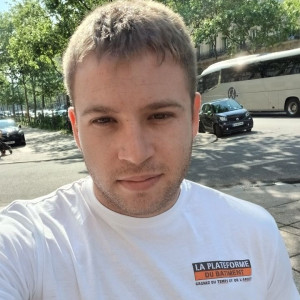 Mihail F. (L'art Du Bâtiment)