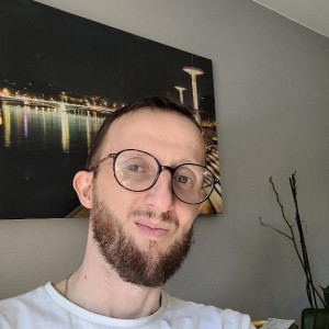 Maxime P. (Maxcomputing)