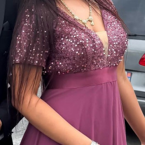 Naziha C.