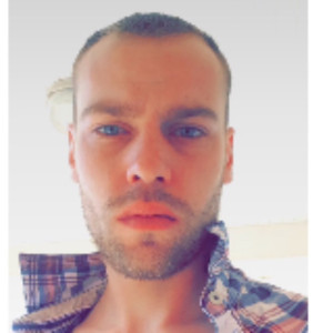 Julien D.