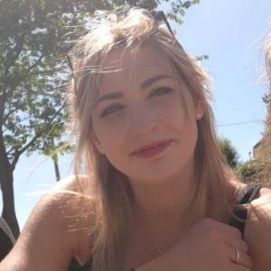 Laurine C.