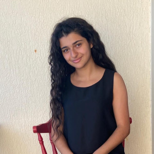 Yasmine I.