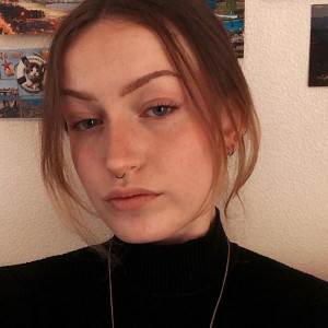 Amélia M.