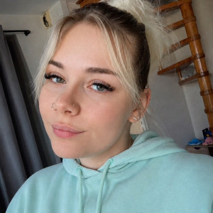 Léaa V.