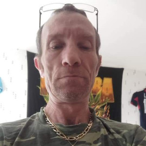 Raphael B. (Multiples service)