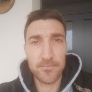 Joyce D. (JUST28 Services)