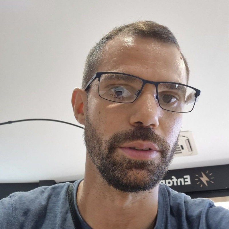 Jonathan LEBON - Technicien informatique à Toulon (83200) - AlloVoisins