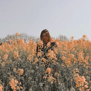 Faustine V.