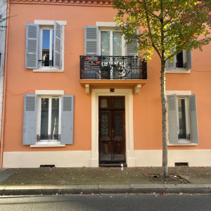 LPS, Couverture et Peinture