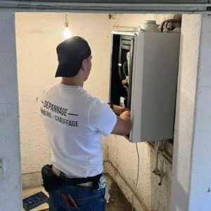 Dariusz R. (Plombier Chauffagiste Tuya...