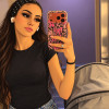 avatar Luna B.<